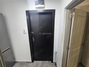 Resita, Garsoniera, Renovata, Mobilata+Utilata, Et. 2, Micro 4 - imagine 19