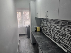 Resita, Garsoniera, Renovata, Mobilata+Utilata, Et. 2, Micro 4 - imagine 16