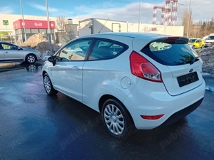  Ford Fiesta 1.25 Benzina  -  EURO 6 - Face-Lift -Model Celebration - Unic Propietar - 96.000 km  - imagine 3