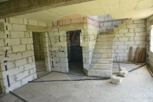 Casă cu 5 camere de vânzare, Moisei - imagine 4