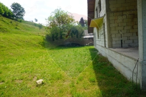 Casă cu 5 camere de vânzare, Moisei - imagine 5