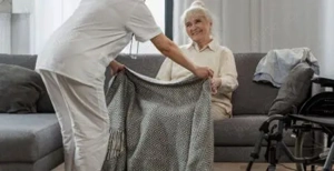 Îngrijire seniori la domiciliu 