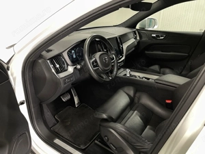 Volvo XC 60 - imagine 5