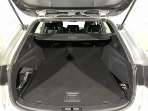 Toyota Corolla - imagine 12