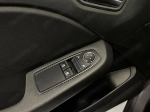 Renault Clio - imagine 18