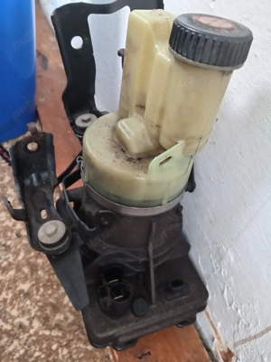 Pompă servodirecție Renault Master  - imagine 2