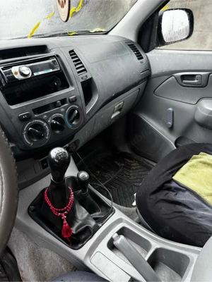 Vand Toyota Hilux 2,5DTD - imagine 2
