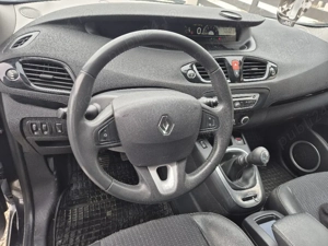 Vand VARIANTE RENAULT SCENIC 1.5 Diesel 110 cp Euro 5 model 2012 proprietar fiscal pe loc - imagine 3