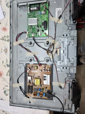 Dezmembrez tv Philips 32phh4309