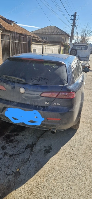 Vând sau dezmembrez alfa romeo 159 2.4 toata 5000 de roni - imagine 4