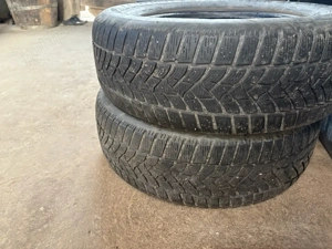 Vand pneuri iarna stare buna  215 /65 r16 - imagine 7