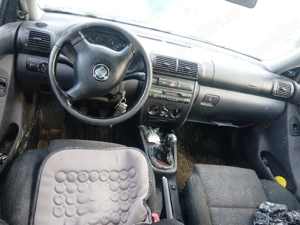 dezmembrez seat Leon 16.16v - imagine 2