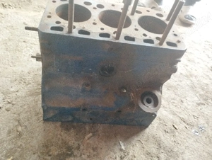 Bloc motor tractor+chiulasa fiat 445 +capota  - imagine 3