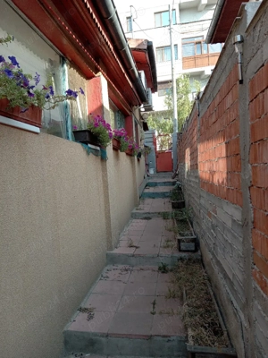 Casă la curte pe parter, situată la 300 metrii de metrou Mihai Bravu  - imagine 10