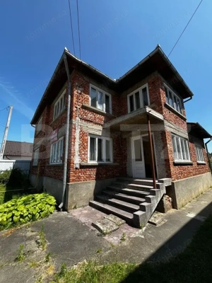 Casă Spațioasă cu Teren Generos în Beclean – Ideală pentru Locuință sau Investie