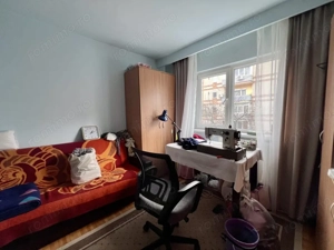  Apartament 3 camere, semidecomandat, 63mp, etaj 2/4 - Zona Lipovei - imagine 9
