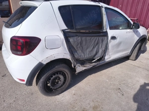 DACIA Sandero stepway avariat an 2020 - imagine 6