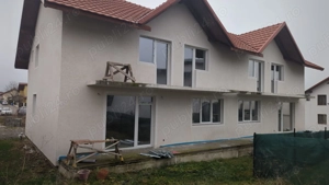 Casa tip duplex - locuinta cu 5 camere - semifinisat