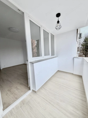 Vand 2 cam Libertatii etaj 1 confort 1 [complet renovat]