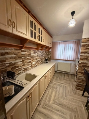 Inchiriem apartament cu 2 camere in Micro 20( stradal), etaj 3 4, pret 400 euro