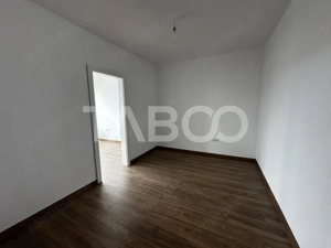 Garsoniera decomandata de vanzare 47 mpu loc de parcare logi Selimbar - imagine 2