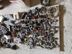 Vand piese noi și sh ptr Ford capri 1, 2 și 3.