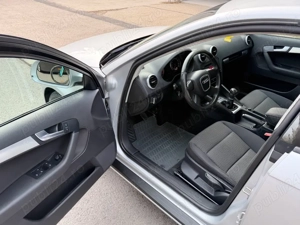 Audi A3 8P Facelift Sportback 2.0 TDI 140 CP Euro 5 2010 186.000 km - imagine 4
