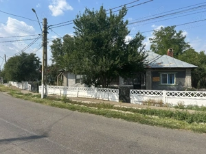 Casă,de Vînzare.