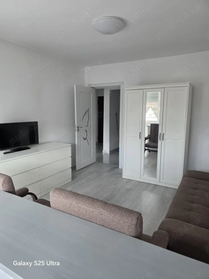 Închiriez apartament cu două camere 