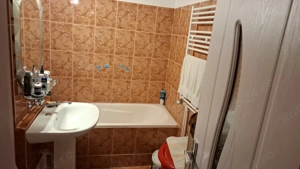 Apartament 2 camere - Poarta 6 - 76.000 euro - imagine 3