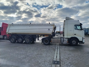 De vanzare ansamblu cap tractor Volvo+semiremorca - imagine 8