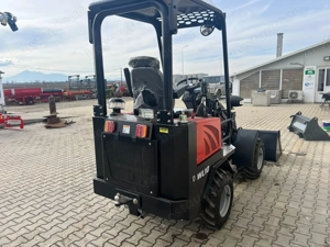 Incarcator frontal Mammut WL10   ridica 800 kg   inaltime 2,5 m   25 Hp - imagine 4