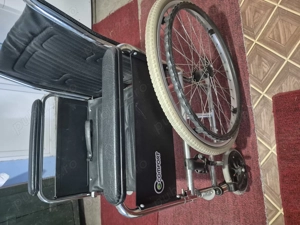 Scaun cu rotile persoane handicap - imagine 3