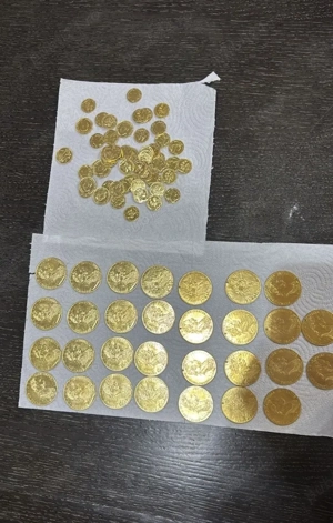 Vând monede placate cu aur de 24k Frank Iosif 4 ducat 1915 , 1 1 cu cele originale