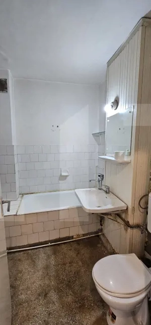 Apartament 2 camere, zonă centrală, lift -Sf.Gheorghe - imagine 4