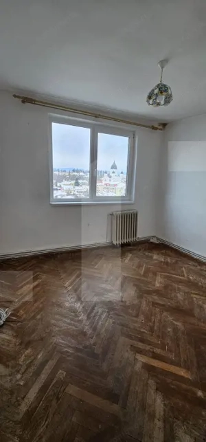 Apartament 2 camere, zonă centrală, lift -Sf.Gheorghe - imagine 3