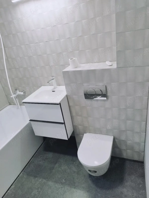 finisaje int ,gresie faianta, zugrăveli etc