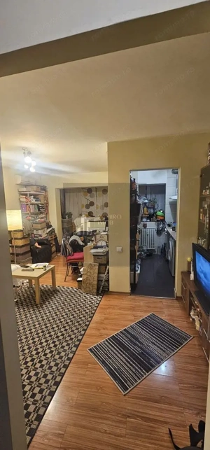 Garsoniera 34 mp zona Titan