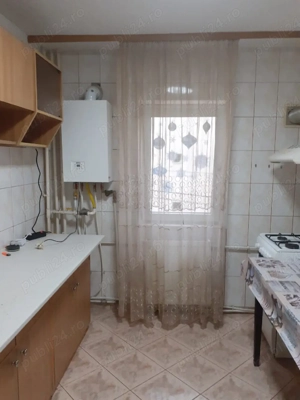 Proprietar închiriez apartament cu trei camere semiecomandat in Bacau  - imagine 4