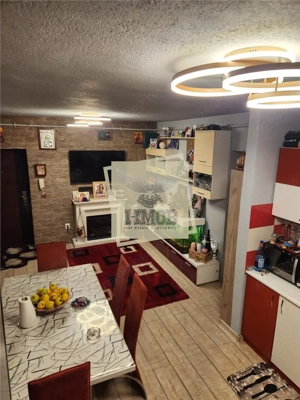 Apartament 3 camere etaj1 Calea Surii Mici cu balcon si loc de parcare