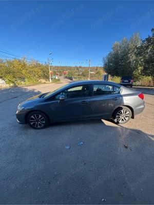Honda Civic 2015 Sedan - imagine 2