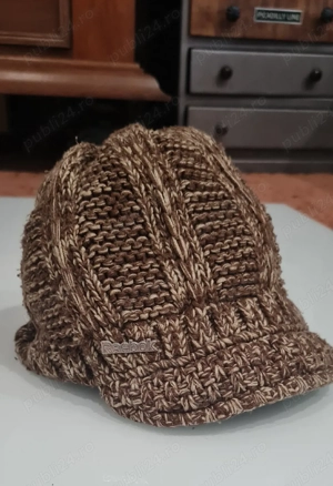 caciula tip sapca Reebok, Spania