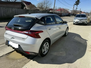 Hyundai I20 proprietar de noua, 1.2 benzina euro6, carte service 47.000 Km - imagine 3