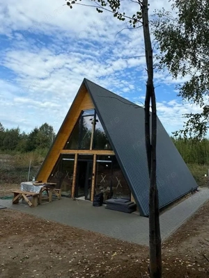 vand executa cabane tip A  - imagine 2