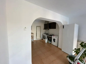 Casa 9 camere , 7 Dormitoare , 8 Bai / 400 mp utili / 350 mp Curte /Comision 0% - imagine 8