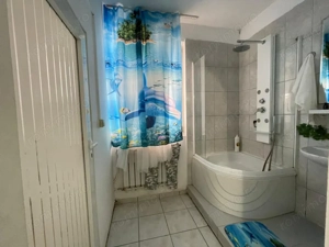 Casa 9 camere , 7 Dormitoare , 8 Bai / 400 mp utili / 350 mp Curte /Comision 0% - imagine 14