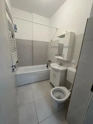 Decomandat Apartament Spatios Cu Parcare Subterana - imagine 7