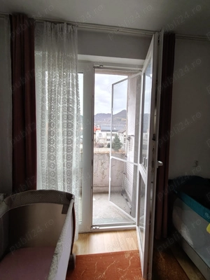 Vand sau schimb apartament 2 camere cu 3 camere + diferenta - imagine 10