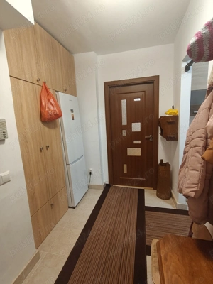 Vand sau schimb apartament 2 camere cu 3 camere + diferenta - imagine 2