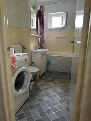 Apartament 3 Camere 2 Bai Etaj 2 Zona Girocului la cateva minute de mers pe jos de Spitalul Judetean - imagine 8